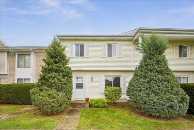 /international/us/439-mallview-lane-bolingbrook-il-110120616560/