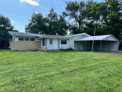 /international/us/5039-n-armstrong-st-wichita-ks-110100416714/