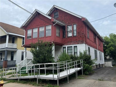/international/us/118-barton-avenue-utica-ny-110100849083/