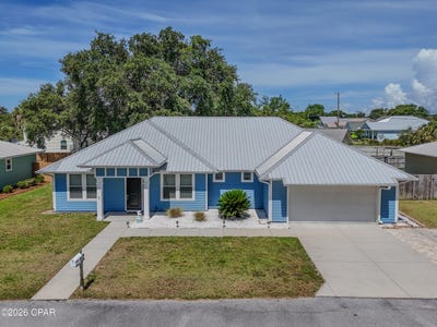 /international/us/94-pura-vida-court-panama-city-beach-fl-110108772636/