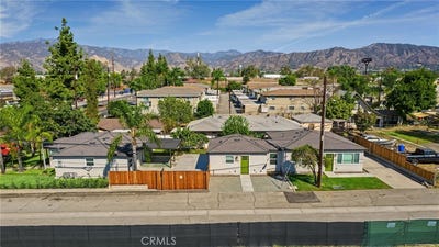 /international/us/232-s-azusa-azusa-ca-110120488742/