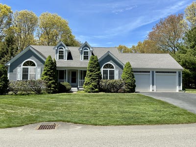 /international/us/73-snead-drive-mashpee-ma-110108164362/