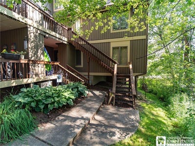 /international/us/4468-old-road-camelot-french-creek-ny-110101189384/