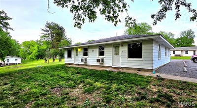 /international/us/6930-hayton-school-road-carbondale-il-110107658668/