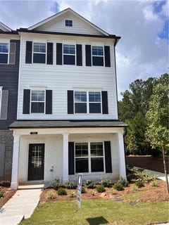 /international/us/13-mercury-lane-newnan-ga-110096981098/