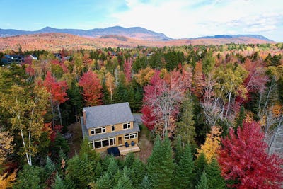 /international/us/4997-bridge-street-carrabassett-valley-me-110120039268/