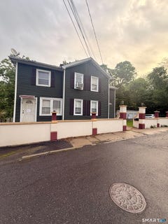 /international/us/7-linden-place-meriden-ct-110108124781/