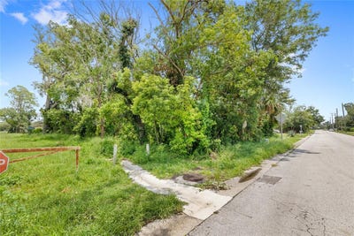 /international/us/101-hartwell-avenue-sanford-fl-110100966040/