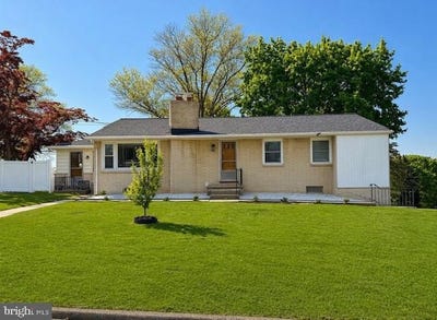 /international/us/555-woodland-view-drive-york-pa-110107754597/
