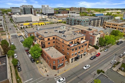 /international/us/808-williamson-street-madison-wi-110107983886/