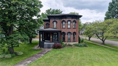 /international/us/606-n-wooster-avenue-dover-oh-110100799244/