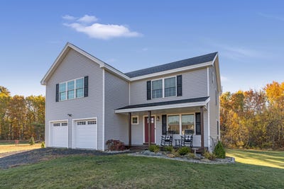 /international/us/54-magnolia-lane-wells-me-110107940999/
