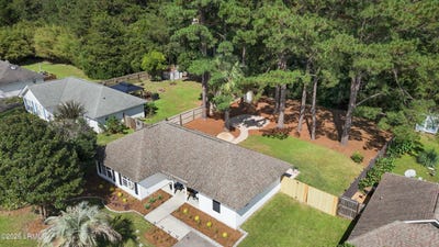/international/us/14-rebecca-circle-hilton-head-island-sc-110120454449/