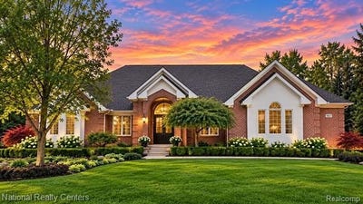 /international/us/1937-carsons-cove-commerce-twp-mi-110110171905/