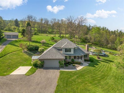 /international/us/873-foster-valley-road-owego-ny-110108346088/