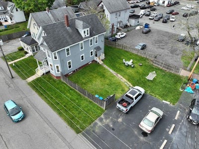 /international/us/19-central-street-whitman-ma-110108802959/