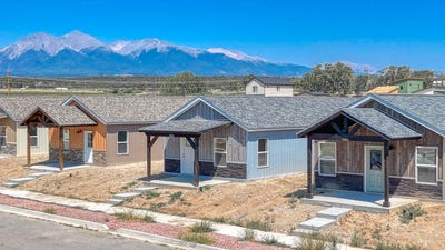 /international/us/10806-willow-avenue-poncha-springs-co-110108746725/