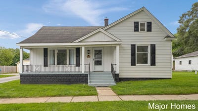 /international/us/11418-kirby-street-se-alto-mi-110119906242/