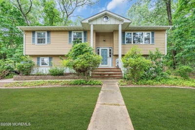 /international/us/114-locust-avenue-howell-nj-110108909041/