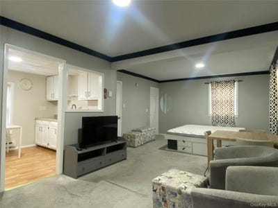 /international/us/702-fox-run-lane-carmel-ny-110105919398/
