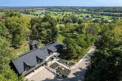 /international/us/w2530-krueger-rd-lake-geneva-wi-110100501403/