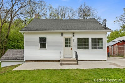 /international/us/245-church-street-hubbardston-mi-110108032025/