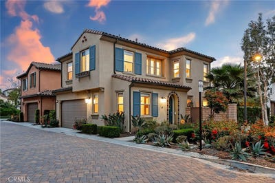 /international/us/61-fuchsia-lake-forest-ca-110099105128/?lang=zh-tw