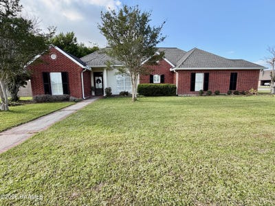 /international/us/1046-woodridge-drive-breaux-bridge-la-110108209229/