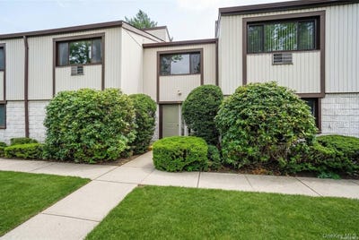 /international/us/91-richmond-boulevard-ronkonkoma-ny-110109523349/