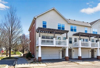 /international/us/1667-arona-street-falcon-heights-mn-110108124912/