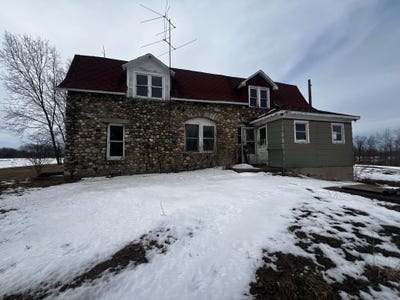 /international/us/38126-72nd-avenue-decatur-mi-110097690519/
