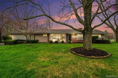 /international/us/41024-mooringside-novi-mi-110107502599/