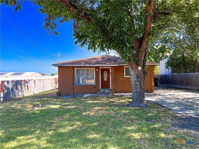 /international/us/421-overlook-road-san-antonio-tx-110093984835/