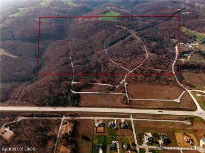 /international/us/smokey-drive-camdenton-mo-110103738900/