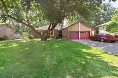 /international/us/10807-w-71st-street-shawnee-ks-110100982478/