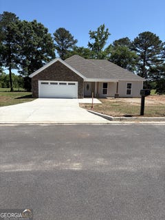/international/us/1204-22nd-place-valley-al-110107784155/