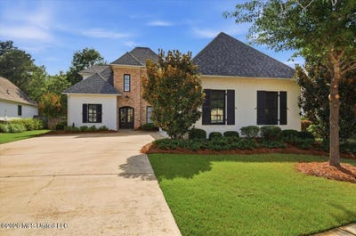 /international/us/119-covington-way-madison-ms-110108975688/