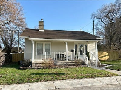 /international/us/158-indiana-avenue-sellersburg-in-110105281782/