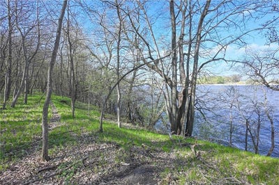 /international/us/11115-350th-avenue-farwell-mn-110106760805/