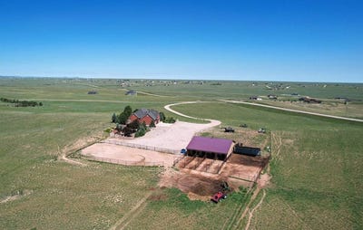 /international/us/1546-horse-creek-road-cheyenne-wy-110107198503/