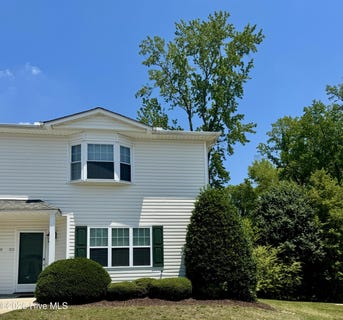 /international/us/1225-cross-creek-circle-greenville-nc-110108147297/