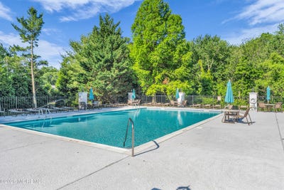 /international/us/71-mckinley-drive-ocean-twp-nj-110108706514/