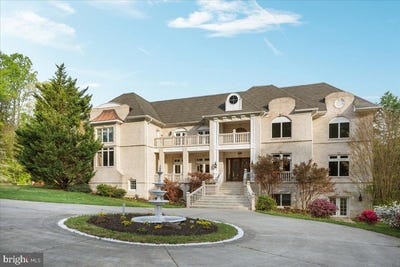 /international/us/11846-chapel-rd-clifton-va-110105198739/