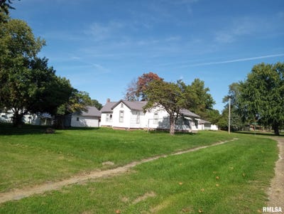 /international/us/932-n-elm-street-lewistown-il-110120549509/