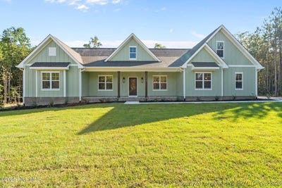 /international/us/1435-pineywood-church-road-cameron-nc-110102949433/