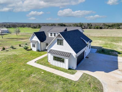 /international/us/2865-county-road-2310-sulphur-springs-tx-110098151782/