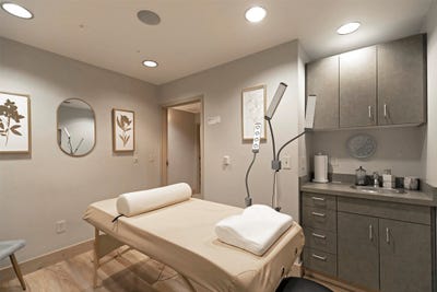 /international/us/207-e-main-street-missoula-mt-110105934742/