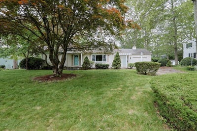 /international/us/33-page-road-north-attleboro-ma-110100353009/