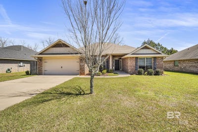 /international/us/2484-myrtlewood-drive-foley-al-110108540634/