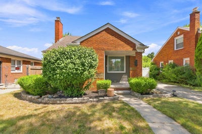 /international/us/21211-newcastle-road-harper-woods-mi-110110371319/